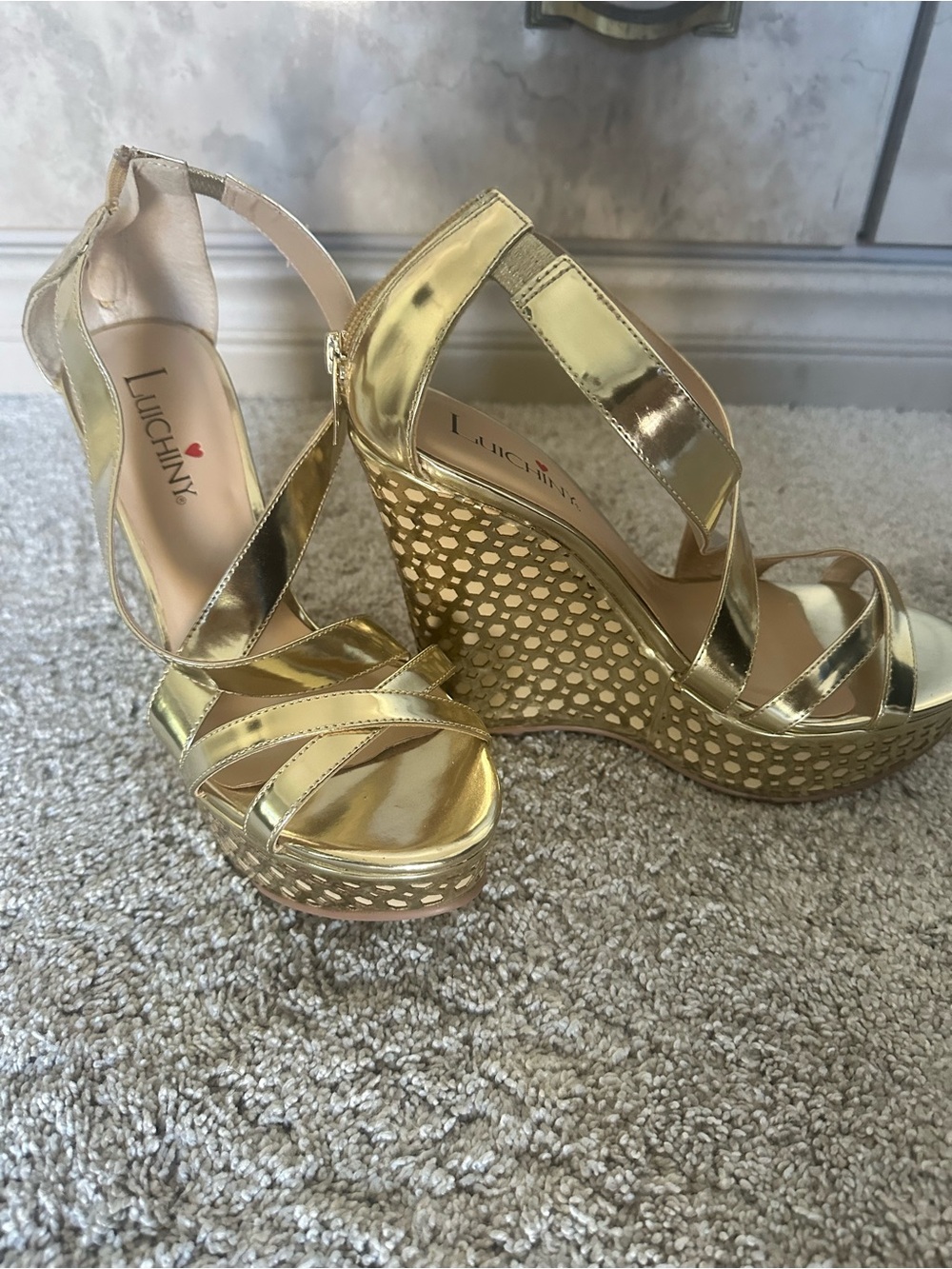 Luichiny Gold Metallic Wedge Sandals - Gold Wedges Brand New Never Worn